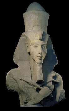 Akhénaton à l'expo Pharaon de l'Institut du Monde Arabe