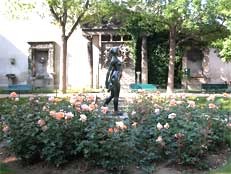 La Dame du square Georges Cain