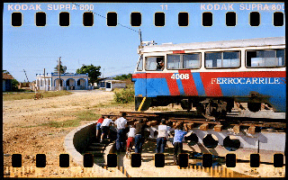 Comme un détail vu de loin - Alexandre Mostras