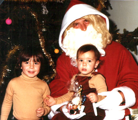 Matoo à deux ans avec le père noël