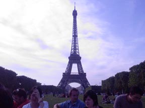 Pique Nique sur le Champs de Mars