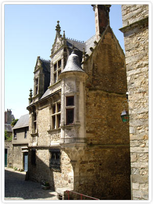 Maison Saint Paul, près de la cathédrale - Le Mans.
