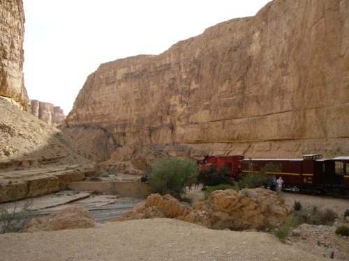 Le train du Lézard Rouge