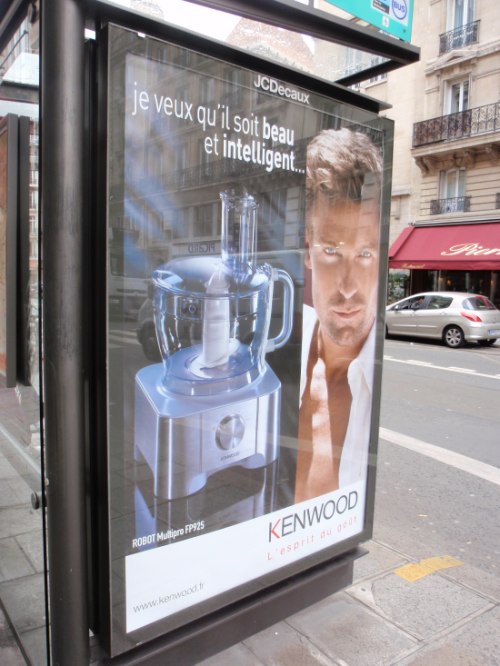 Affiche de la pub Kenwood pour un robot ménager Gode&nbsp;!