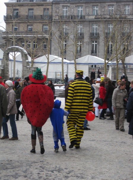 Une famille allemande au carnaval de Cologne