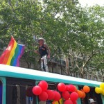 Sur le bus de la RATP pour la Gay Pride 2010