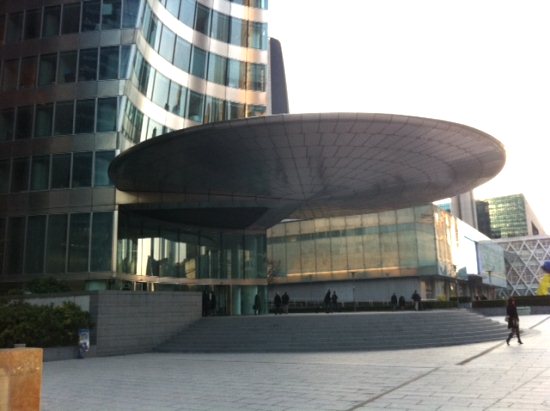 Entrée de la Tour EDF Pei - La Défense - USS Enterprise