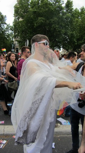 Gay Pride (Marche des Fiertés) - Paris 2011 Gay Pride (Marche des Fiertés) - Paris 2011