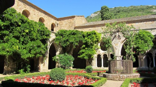Cloître de l'Abbaye de Fontfroide - Narbonne