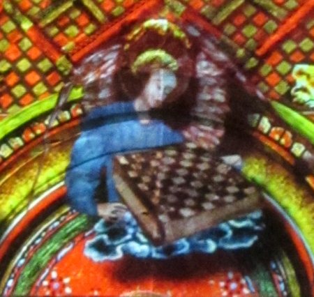 Ange à l'échiquier musical de la cathédrale Saint Julien du Mans