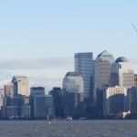 New York - Vue de la Skyline de Manhattan du ferry de Liberty Island