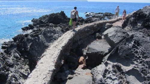 Chemin de la plage d'Ammoudi - Oia - Santorin