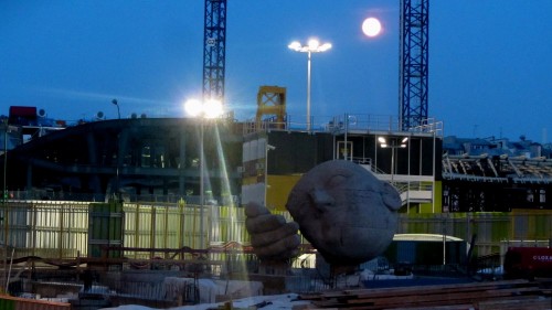 "Ecoute" de Henri Miller place René Cassin pendant les travaux