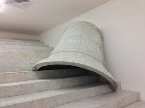 EXPO1: New York au MoMA PS1 - Adrián Villar Rojas (<em>La inocencia de los animales</em>)