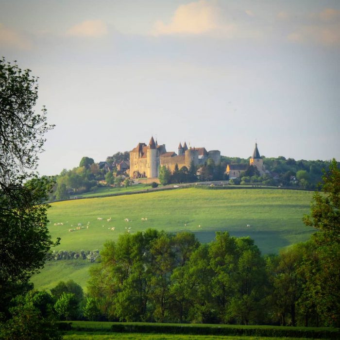 Vue de Chateauneuf-en-Auxois