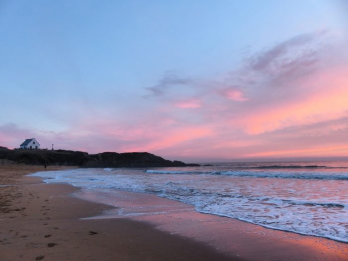 Coucher de soleil sur la plage de Bellangenet au Pouldu