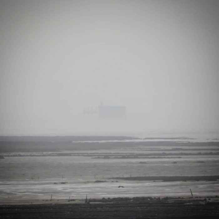Fort Boyard dans la brume depuis l'Île Madame
